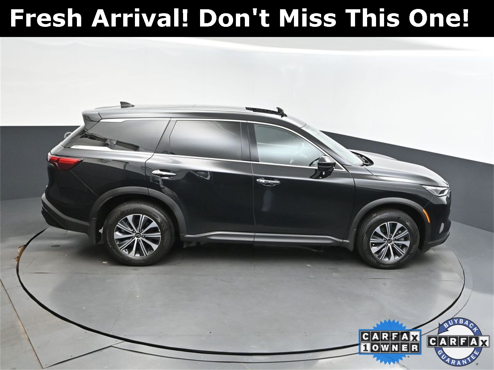 2025 Mineral Black INFINITI QX60 PURE FWD SUV