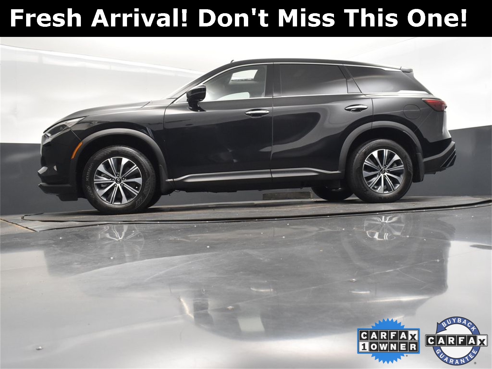 2025 Mineral Black INFINITI QX60 PURE FWD SUV