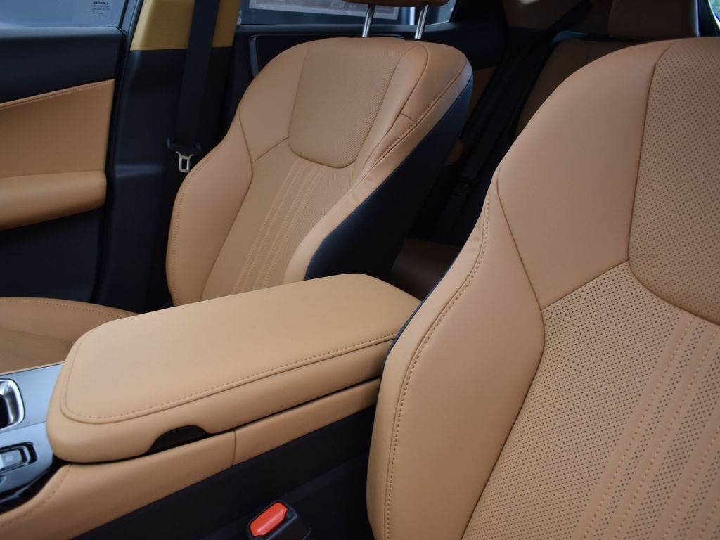 2025 White Pearl Lexus NX 250 Premium FWD SUV
