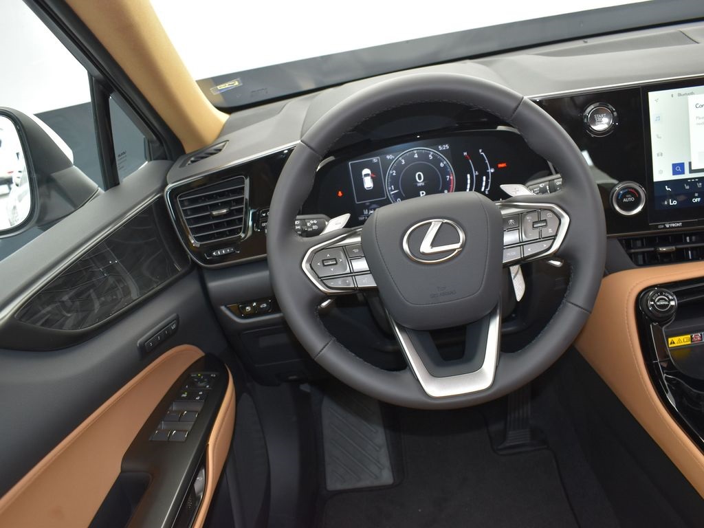 2025 White Pearl Lexus NX 250 Premium FWD SUV