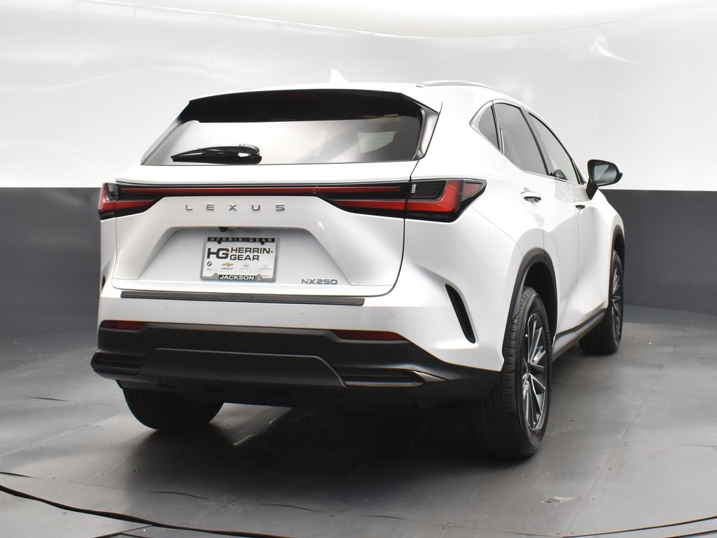 2025 White Pearl Lexus NX 250 Premium FWD SUV