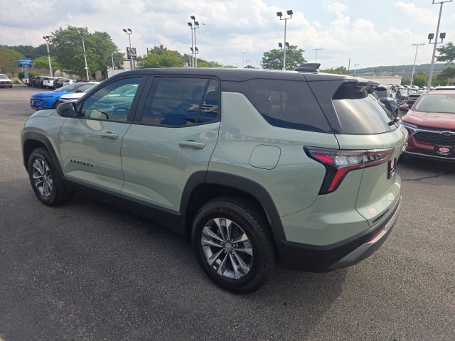 2026 Chevrolet Equinox LT photo 4