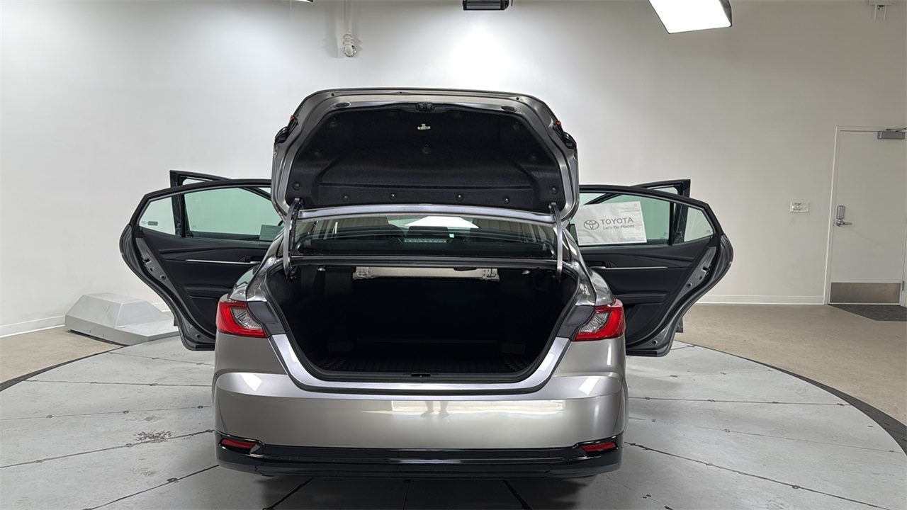 2026 Toyota Camry XLE photo 10
