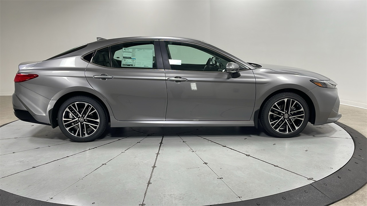 2026 Toyota Camry XLE photo 2