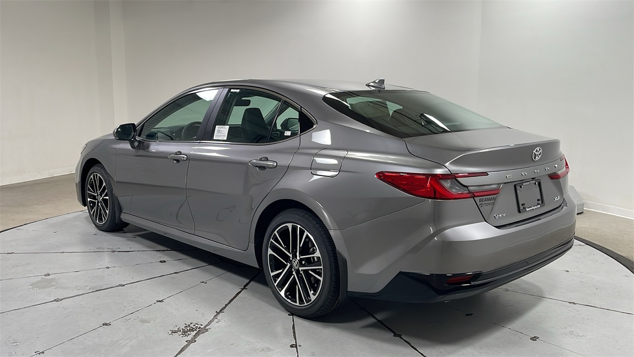 2026 Toyota Camry XLE photo 3