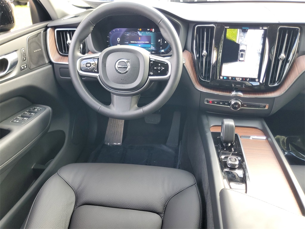 used 2024 Volvo XC60 car, priced at $33,719