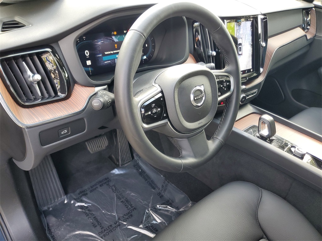 used 2024 Volvo XC60 car, priced at $33,719