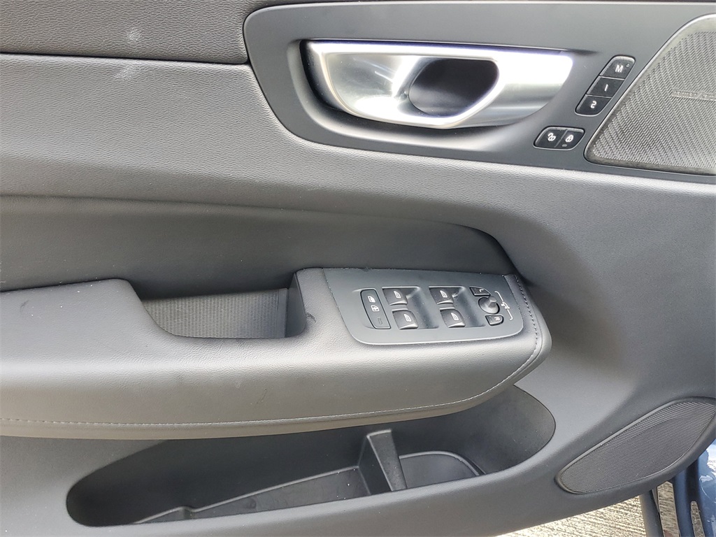 used 2024 Volvo XC60 car, priced at $33,719