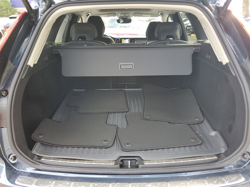 used 2024 Volvo XC60 car, priced at $33,719