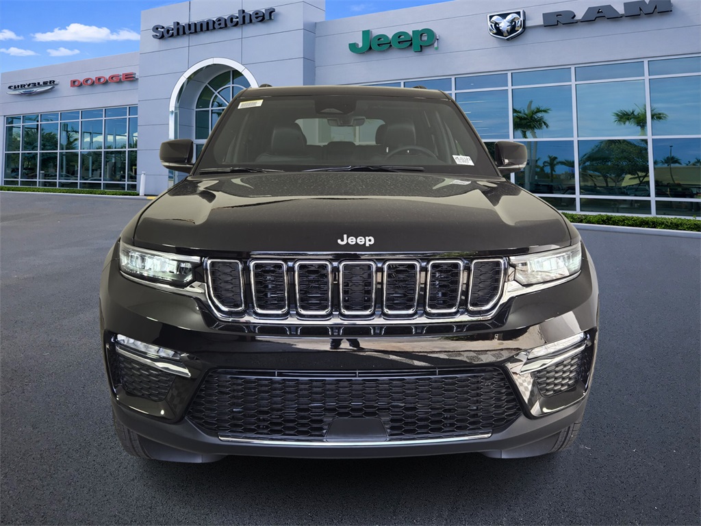 new 2025 Jeep Grand Cherokee car, priced at $32,245