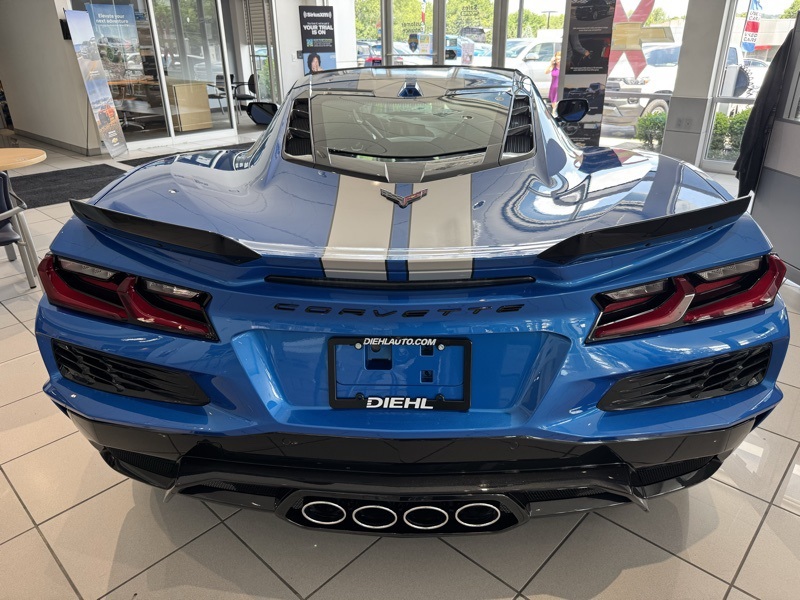 2025 Chevrolet Corvette Z06 2LZ photo 3