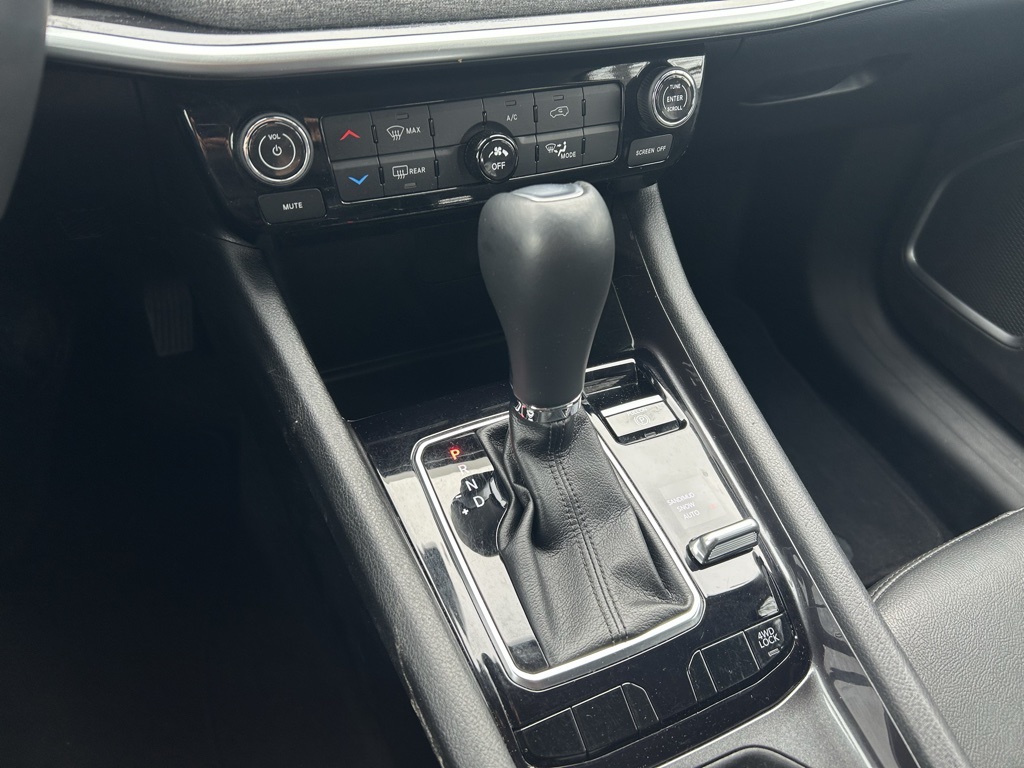 used 2022 Jeep Compass car, priced at $20,895