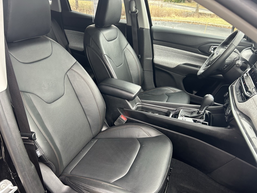 used 2022 Jeep Compass car, priced at $20,895