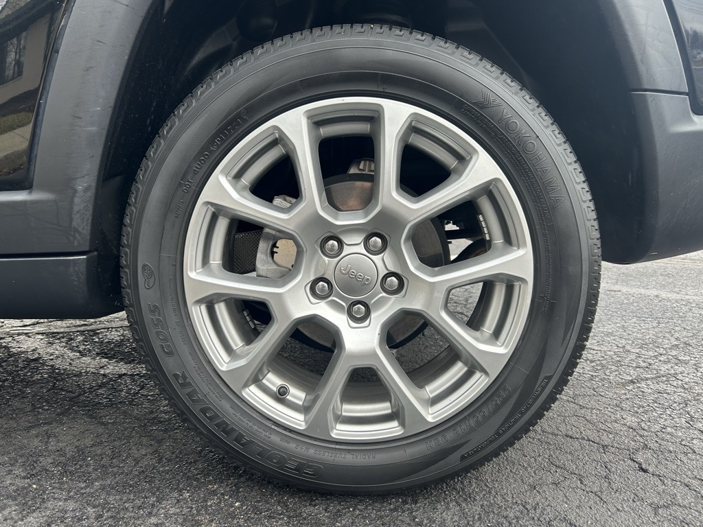 used 2022 Jeep Compass car, priced at $20,895