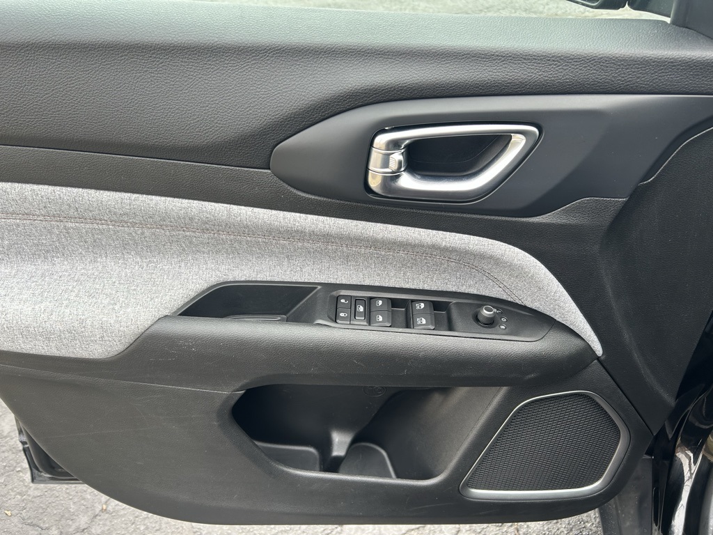 used 2022 Jeep Compass car, priced at $20,895