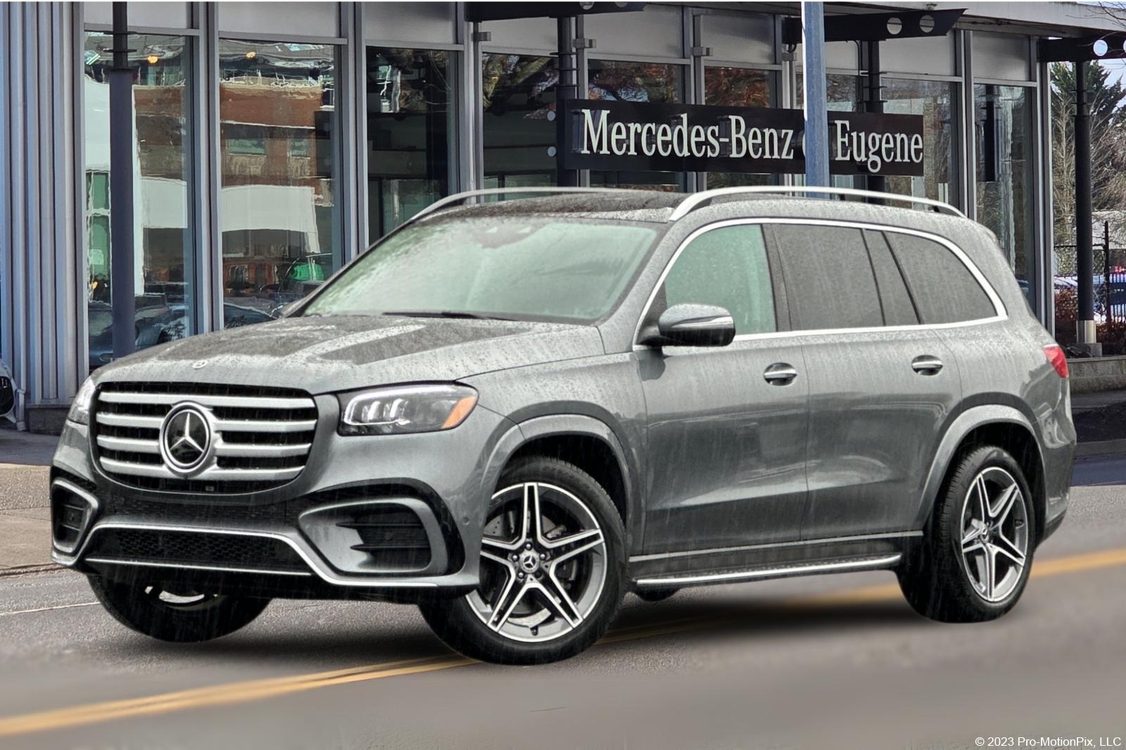 2025 Mercedes-Benz GLS Base's photo