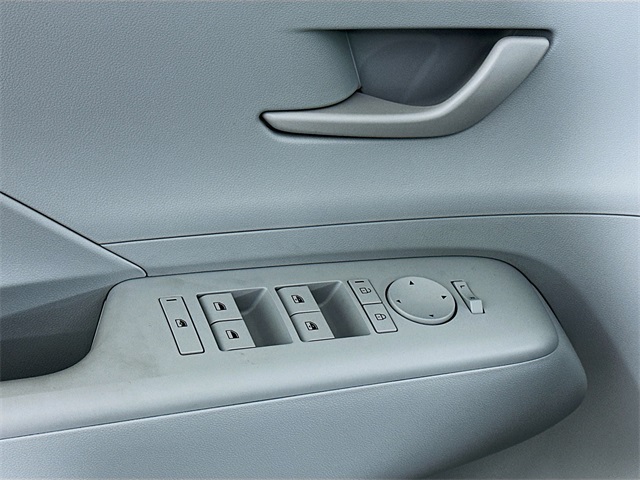 Kona SEL Convenience