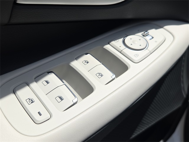 New 2025 Hyundai Sonata 4dr Car