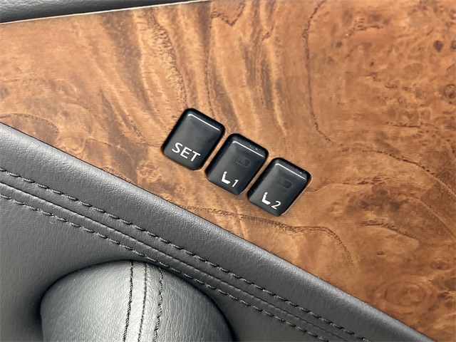 2023 Gun Metallic Nissan Armada SL 4X4 SUV