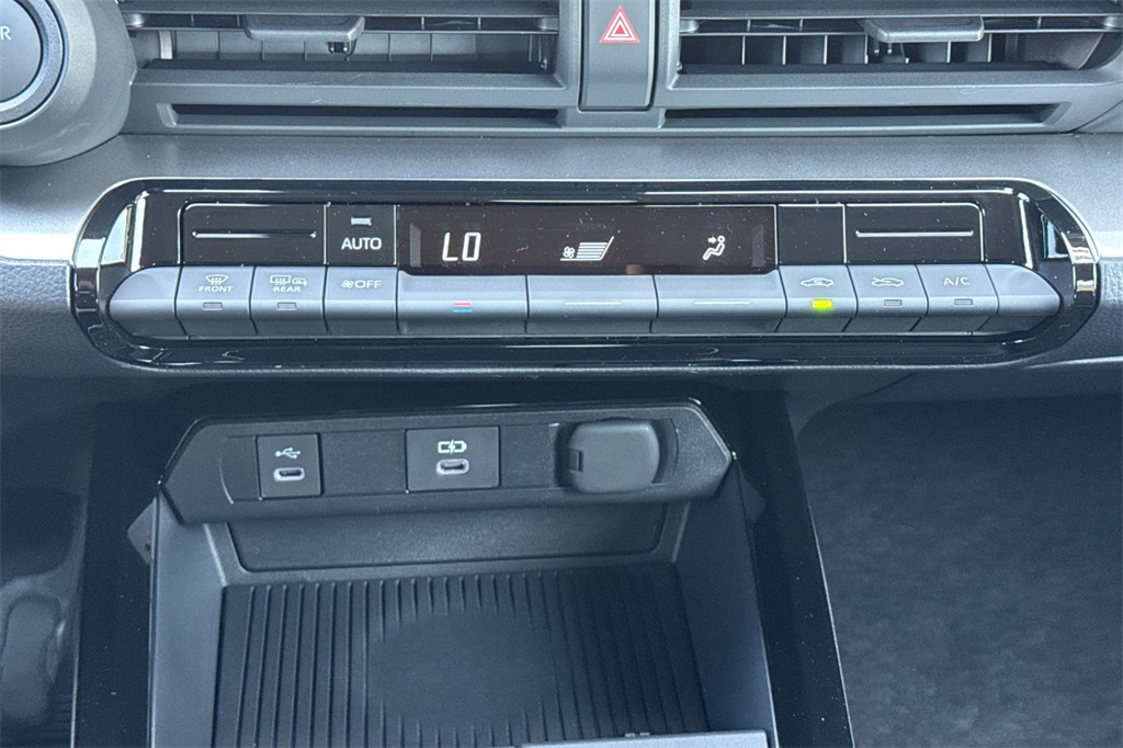 2026 Toyota Prius LE photo 17