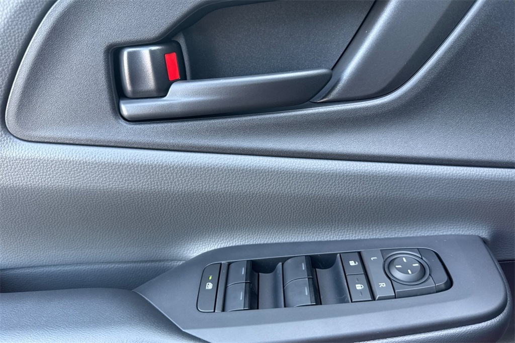2026 Toyota Prius LE photo 9