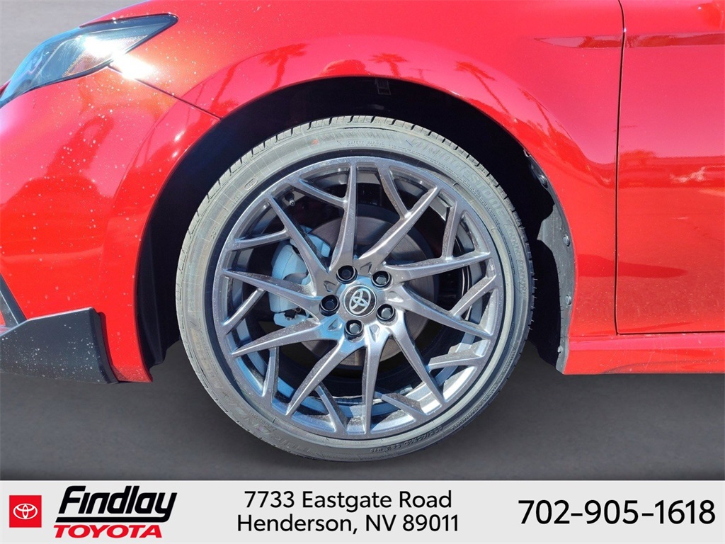 2025 Toyota Camry SE photo 4