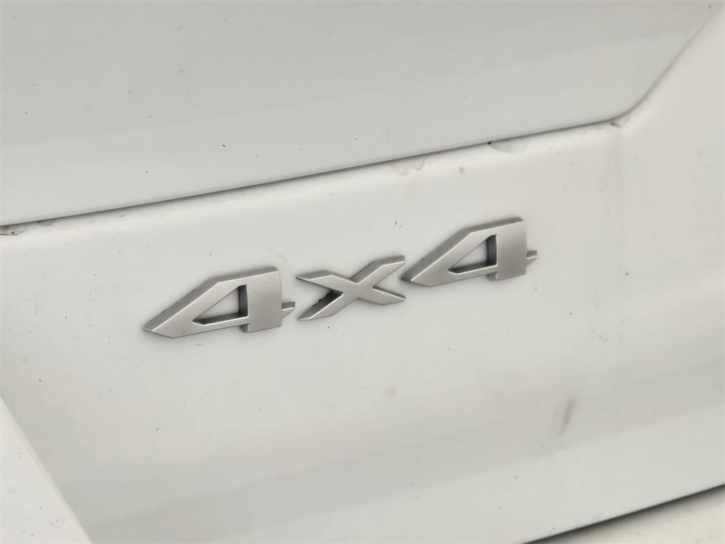 new 2025 Jeep Grand Cherokee car, priced at $35,925