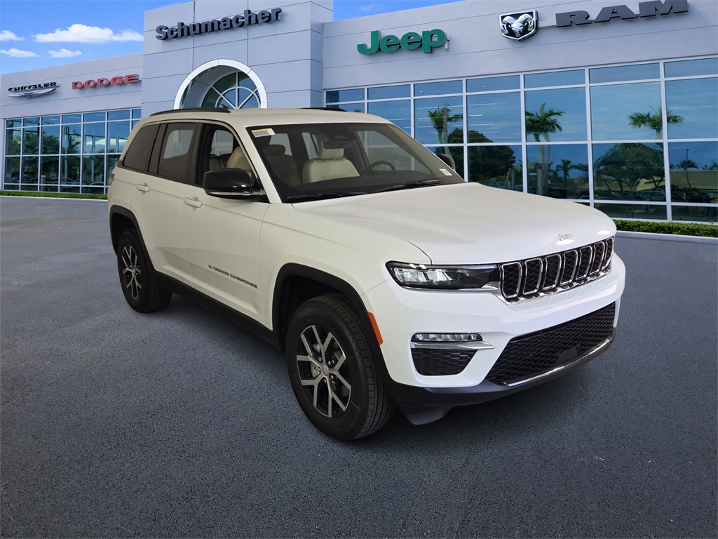 new 2025 Jeep Grand Cherokee car, priced at $35,925