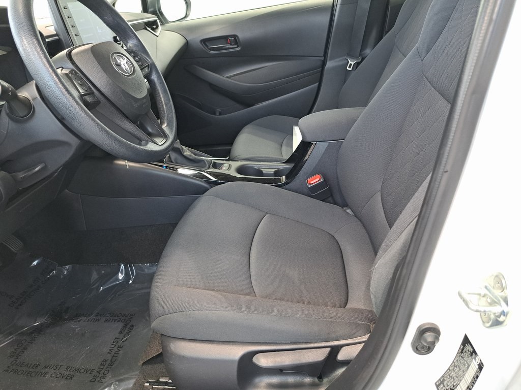 2022 Toyota Corolla LE Sedan 4 Dr. FWD 23