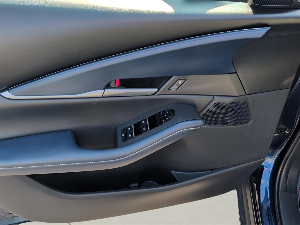 2020 Mazda CX-30 Select photo 17