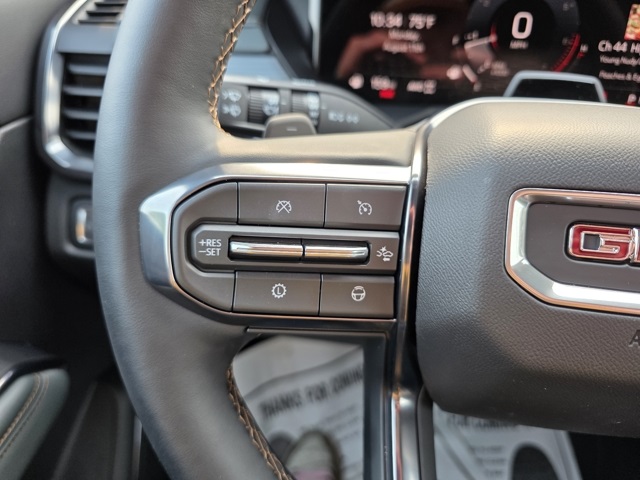 2024 GMC Acadia AT4