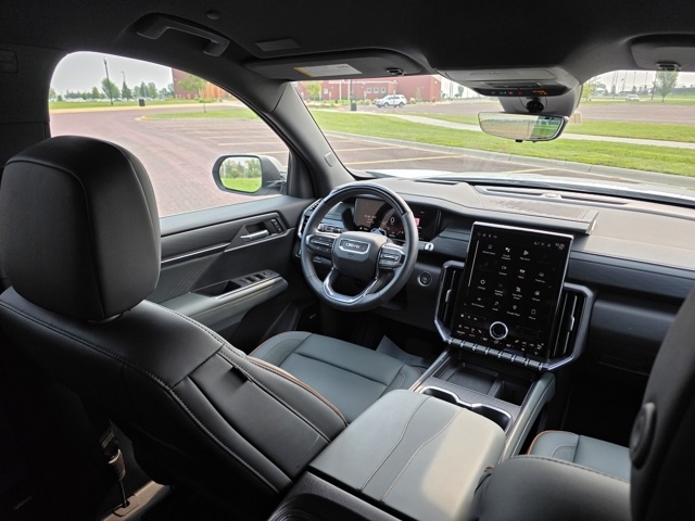 2024 GMC Acadia AT4