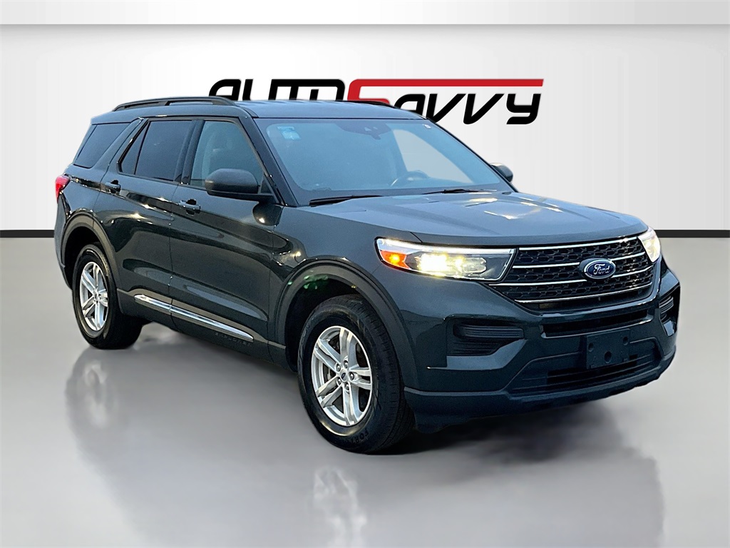 2022 Ford Explorer XLT's photo