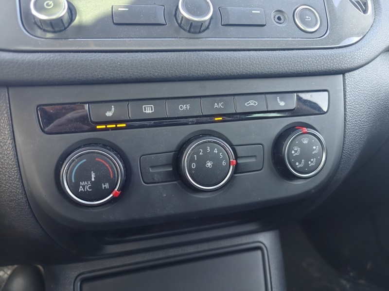 Used 2013 Volkswagen Tiguan SUV