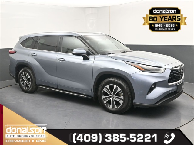 used 2021 Toyota Highlander car, priced at $25,261