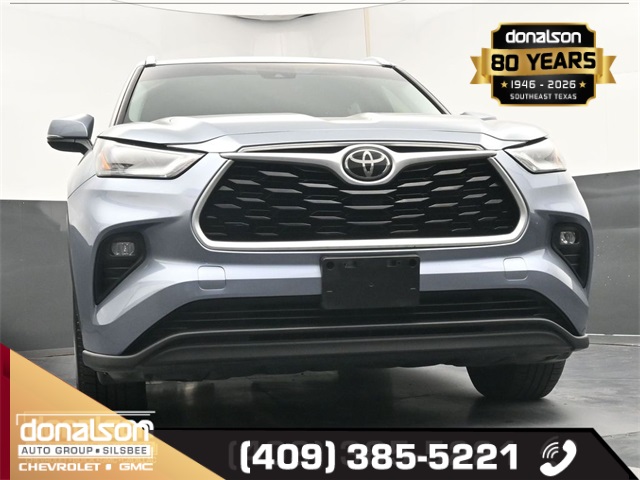used 2021 Toyota Highlander car, priced at $25,261