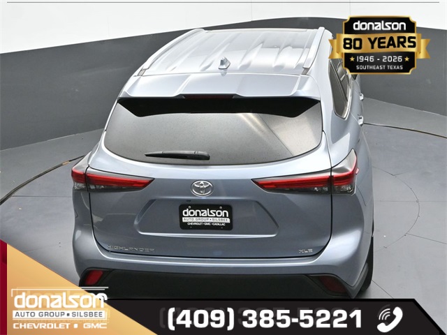 used 2021 Toyota Highlander car, priced at $25,261