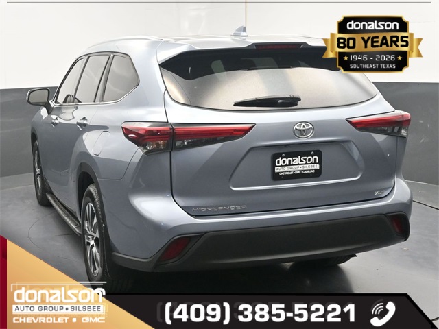 used 2021 Toyota Highlander car, priced at $25,261