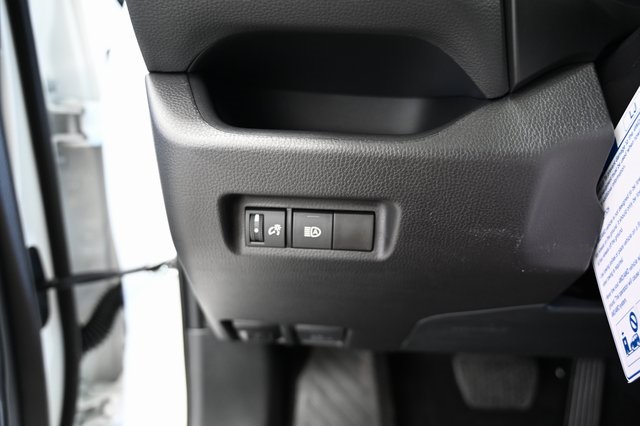 2025 Toyota RAV4 LE photo 23