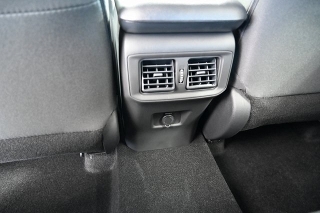 2025 Toyota RAV4 LE photo 25