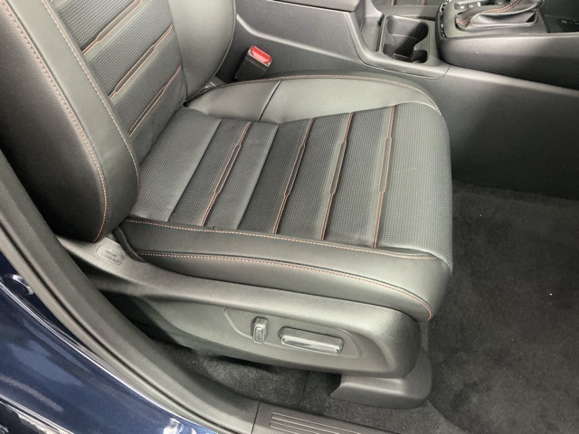 new 2026 Honda CR-V Hybrid car, priced at $43,700