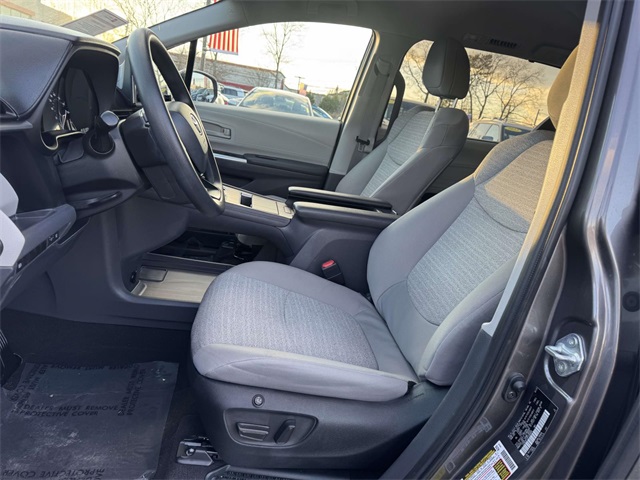 Used 2023 Toyota Sienna Van