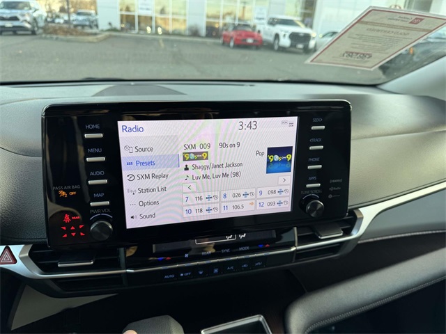 Used 2023 Toyota Sienna Van