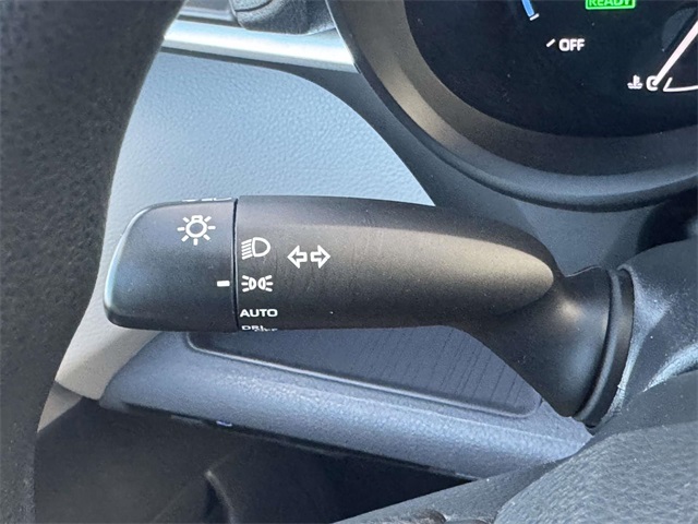 Used 2023 Toyota Sienna Van