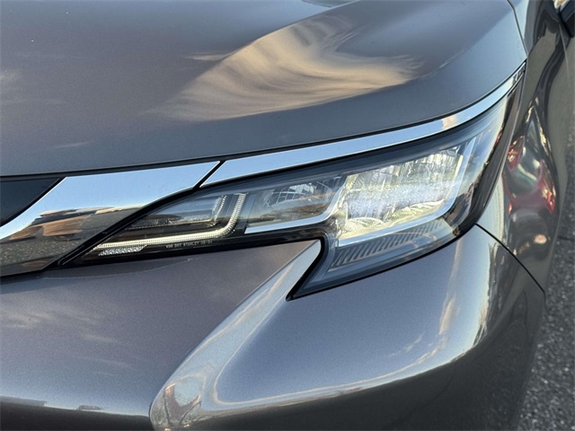 Used 2023 Toyota Sienna Van