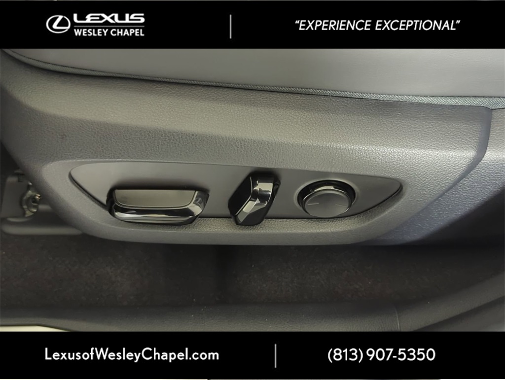 2026 Lexus NX 350 AWD photo 14