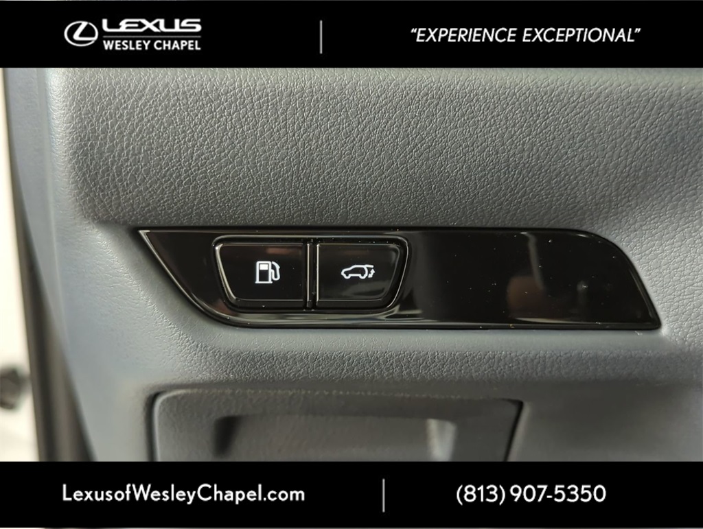 2026 Lexus NX 350 AWD photo 18