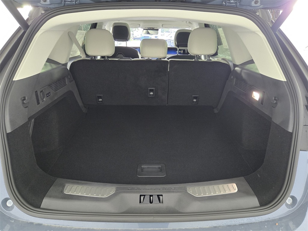 new 2026 Lincoln Nautilus car, priced at $65,030