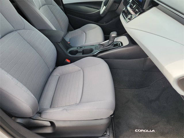 2026 Toyota Corolla SE photo 8