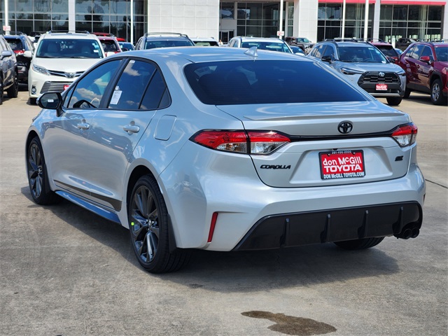 2026 Toyota Corolla SE photo 2